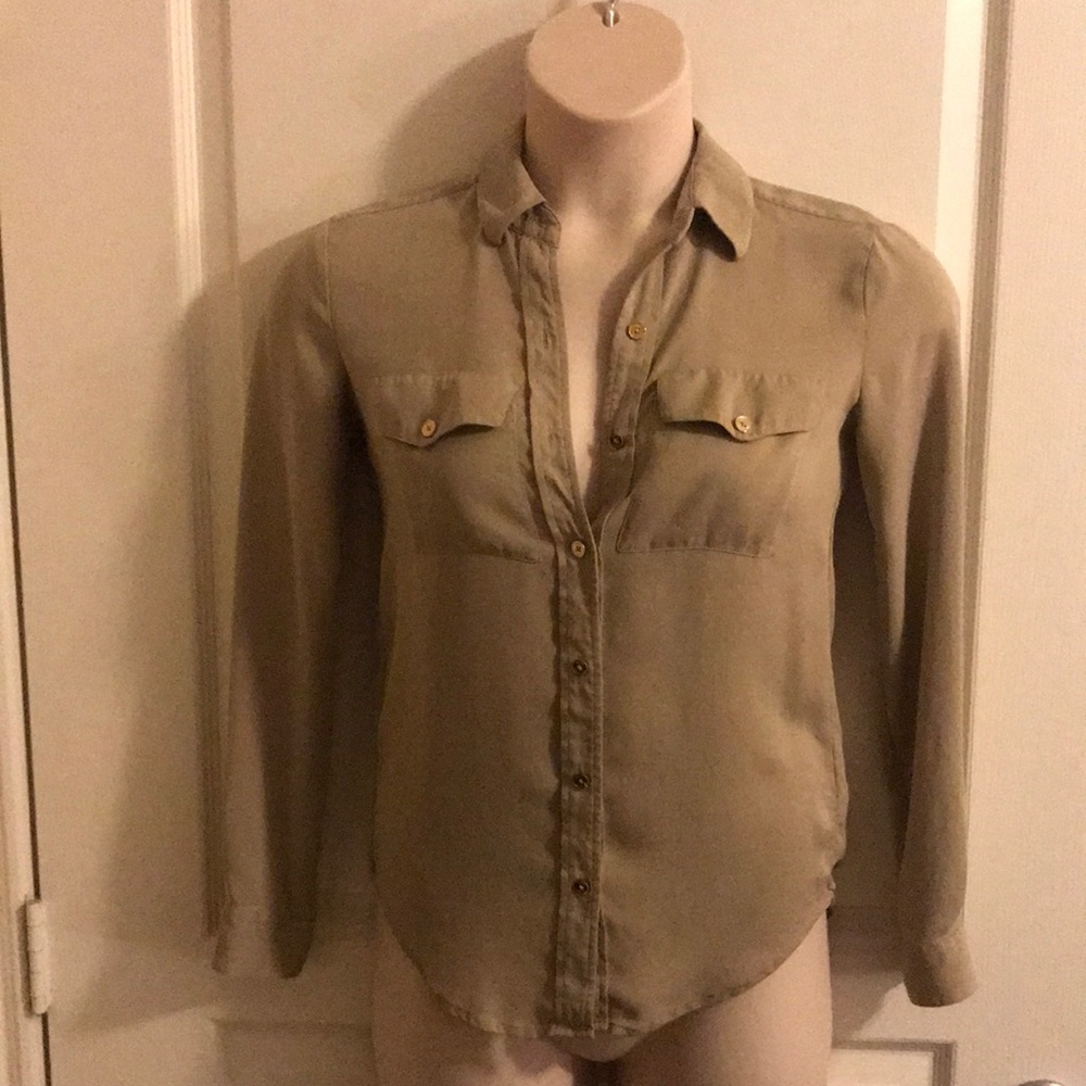 XXS Women’s Michael Kors tan long sleeve button up shirt